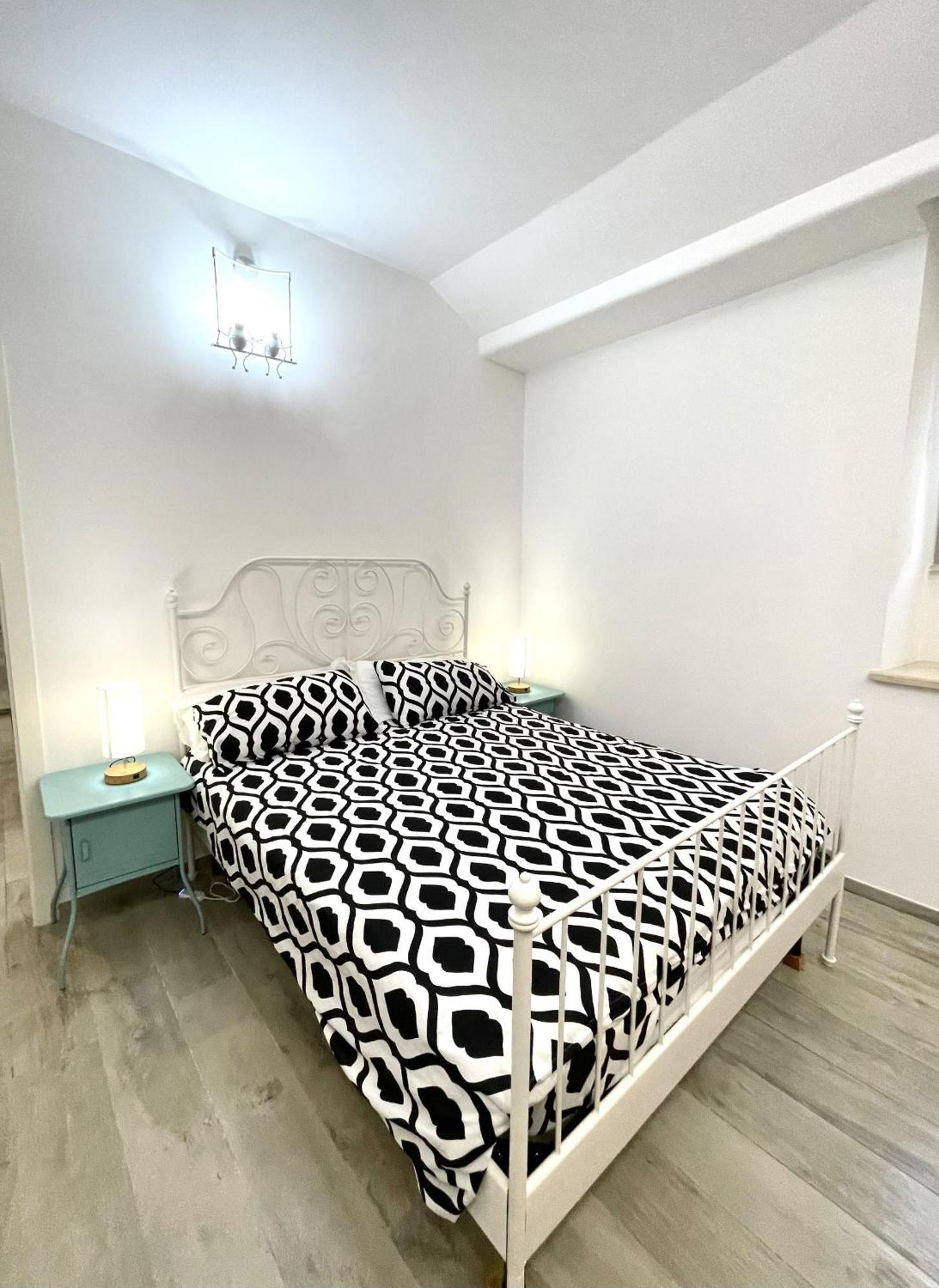 Delizioso Appartamento In Via Di Monte Verde Roma Eksteriør bilde